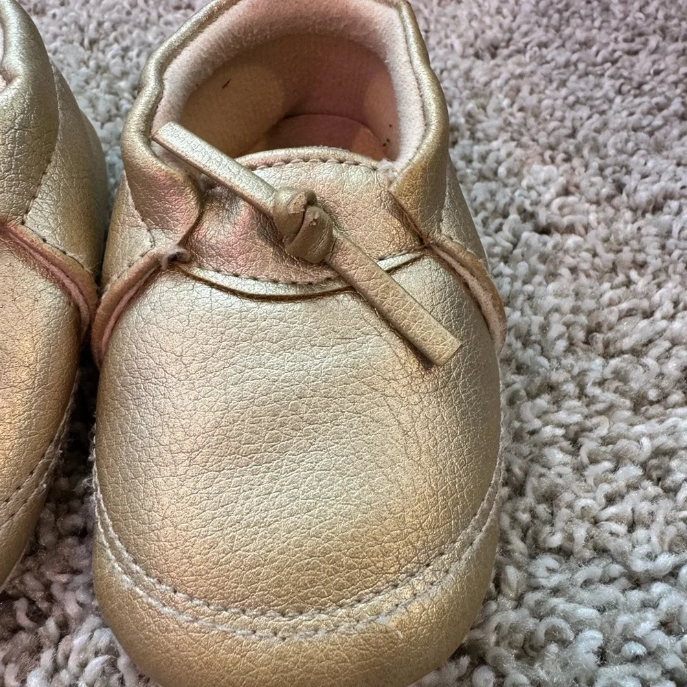Baby Moccasins slip on shoes Gold Moccasins Metalic slippers size 9-12 months
